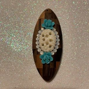 Tarina Tarantino Wood Pendant